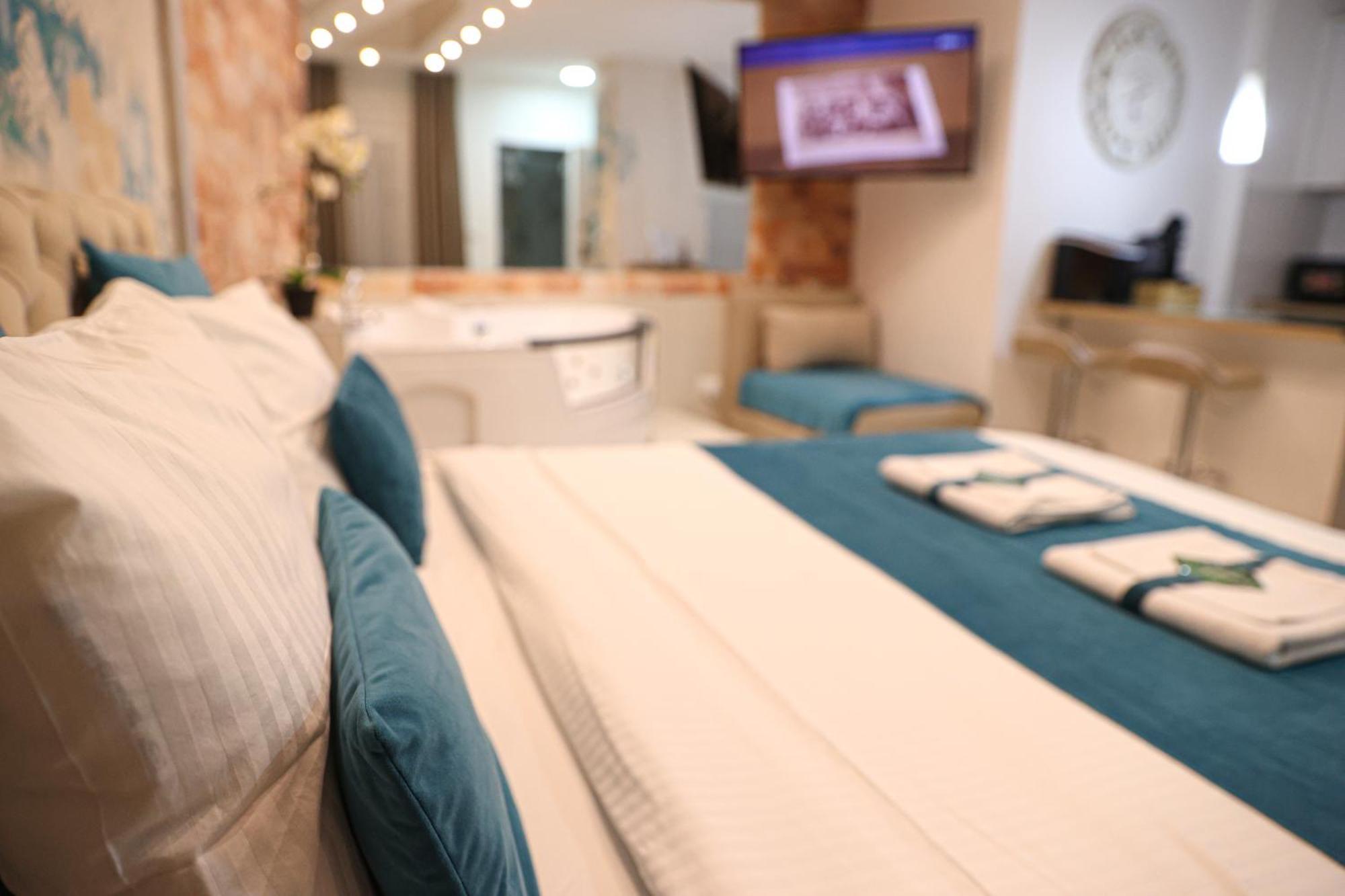 Design Apartment Premium Spa Lux: Dubai-Inspired Wellness Retreat Cuprija Exterior photo